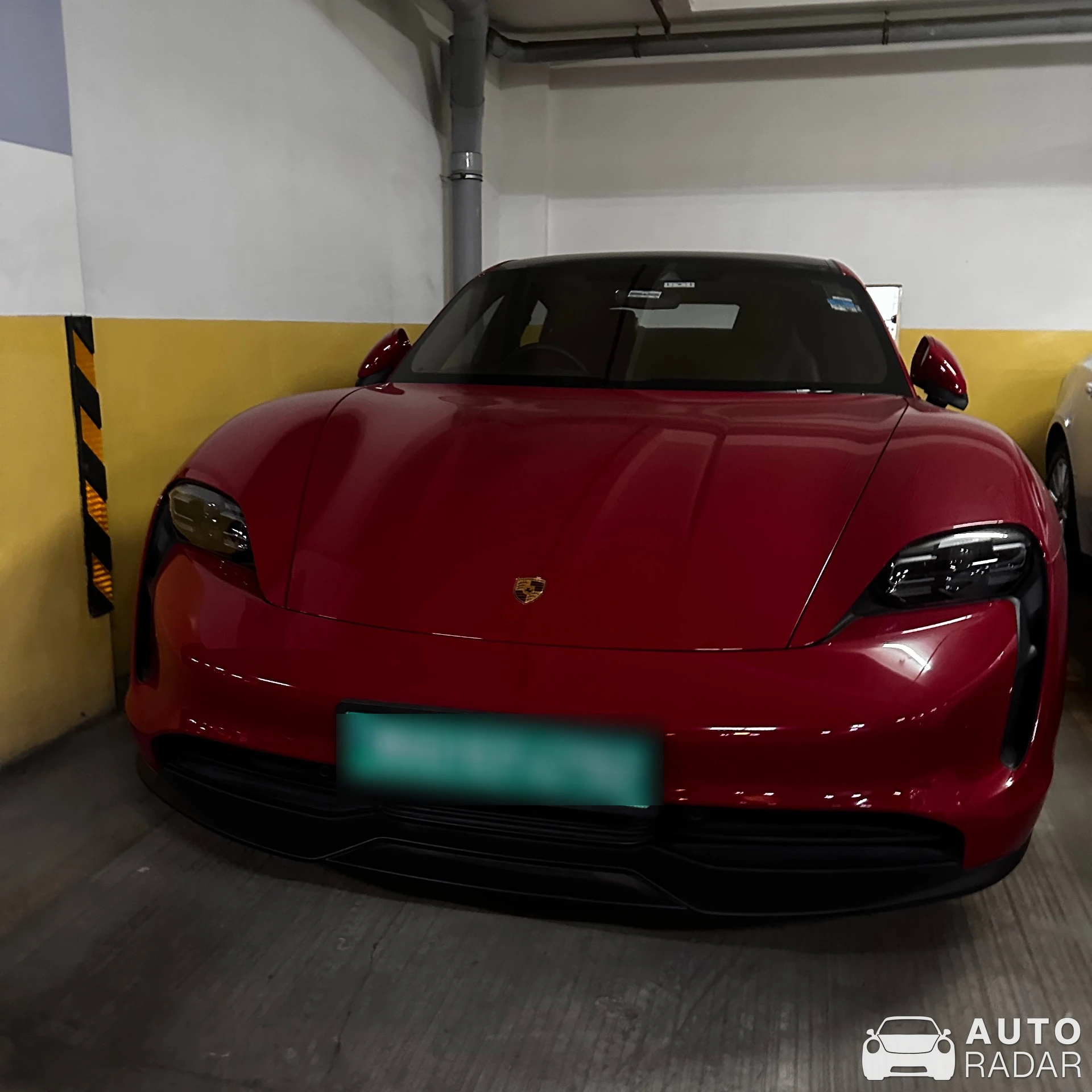 Porsche Taycan GTS spotted in Mumbai, India