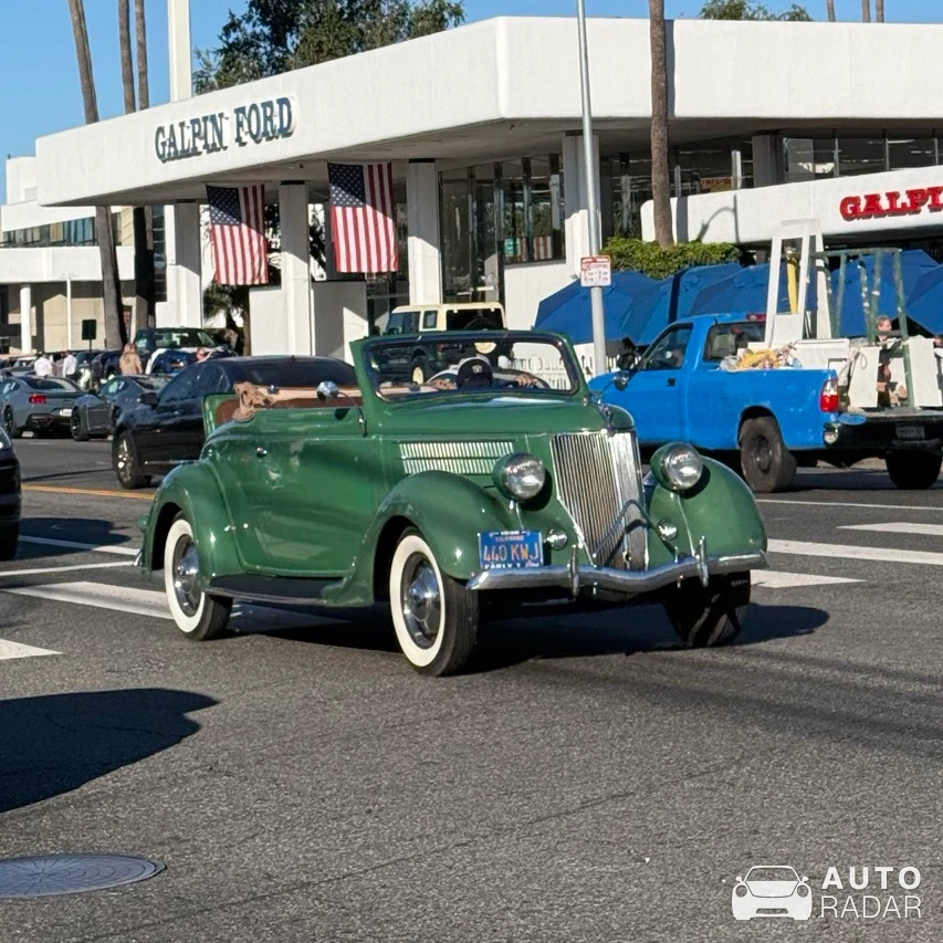 Ford Model 78 V8 85 Deluxe Cabriolet spotted in Los Angeles, United States