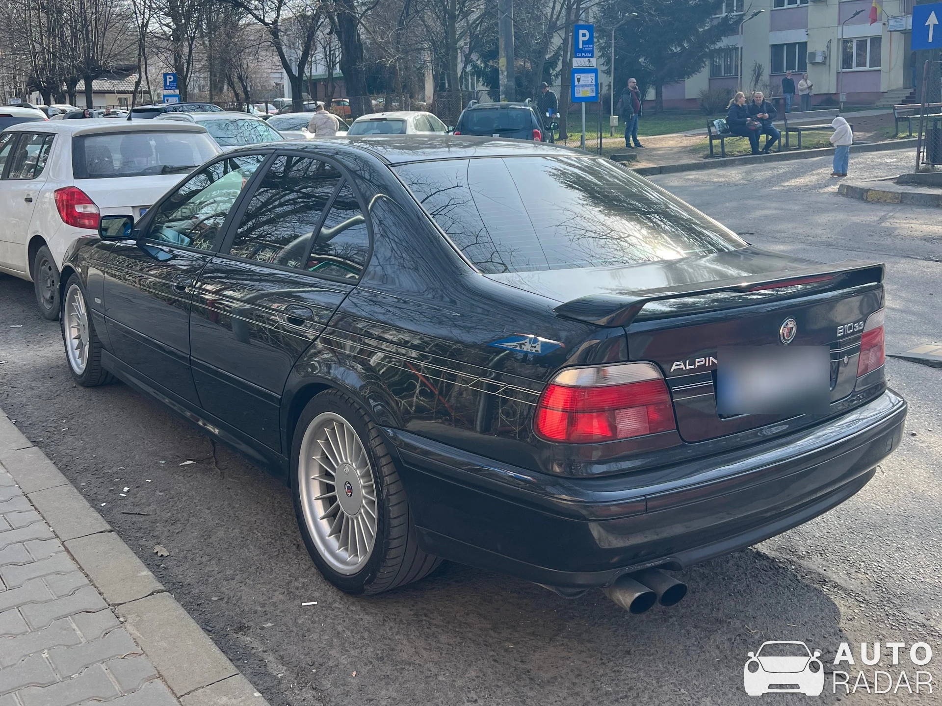 Alpina B10 3.3 E39 spotted in Bacău