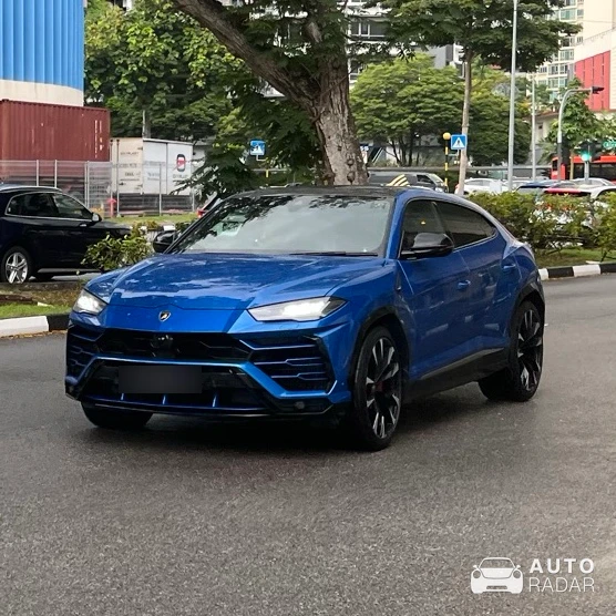 Lamborghini Urus spotted in Singapore, Singapore