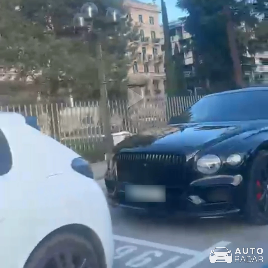 Bentley Flying Spur V8 spotted in Piran, Slovenia