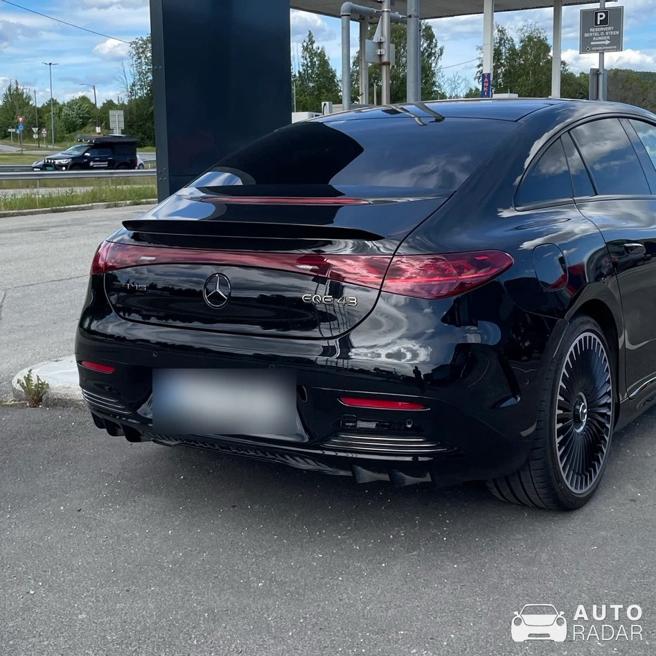 Mercedes-Benz EQS 43 spotted