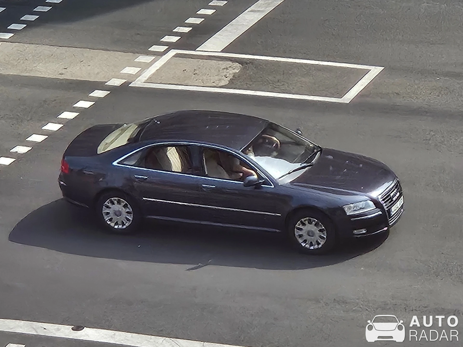 Audi A8L spotted in Zaragoza