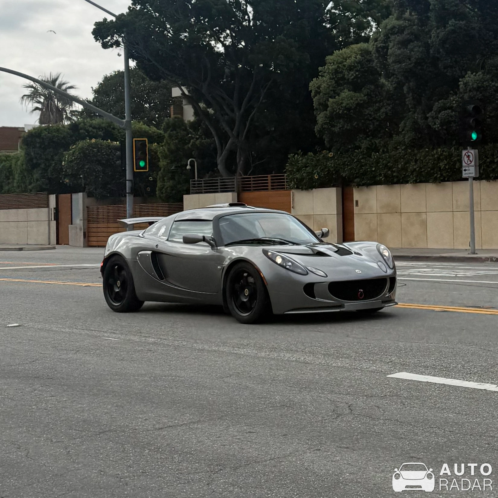 Lotus Exige S2 spotted in Malibu