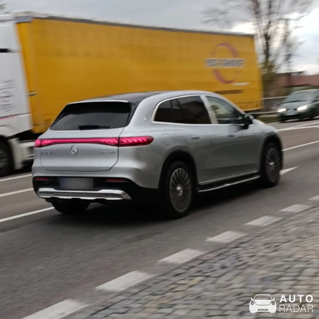 Mercedes-Maybach EQS SUV spotted in Okres Znojmo, Czechia