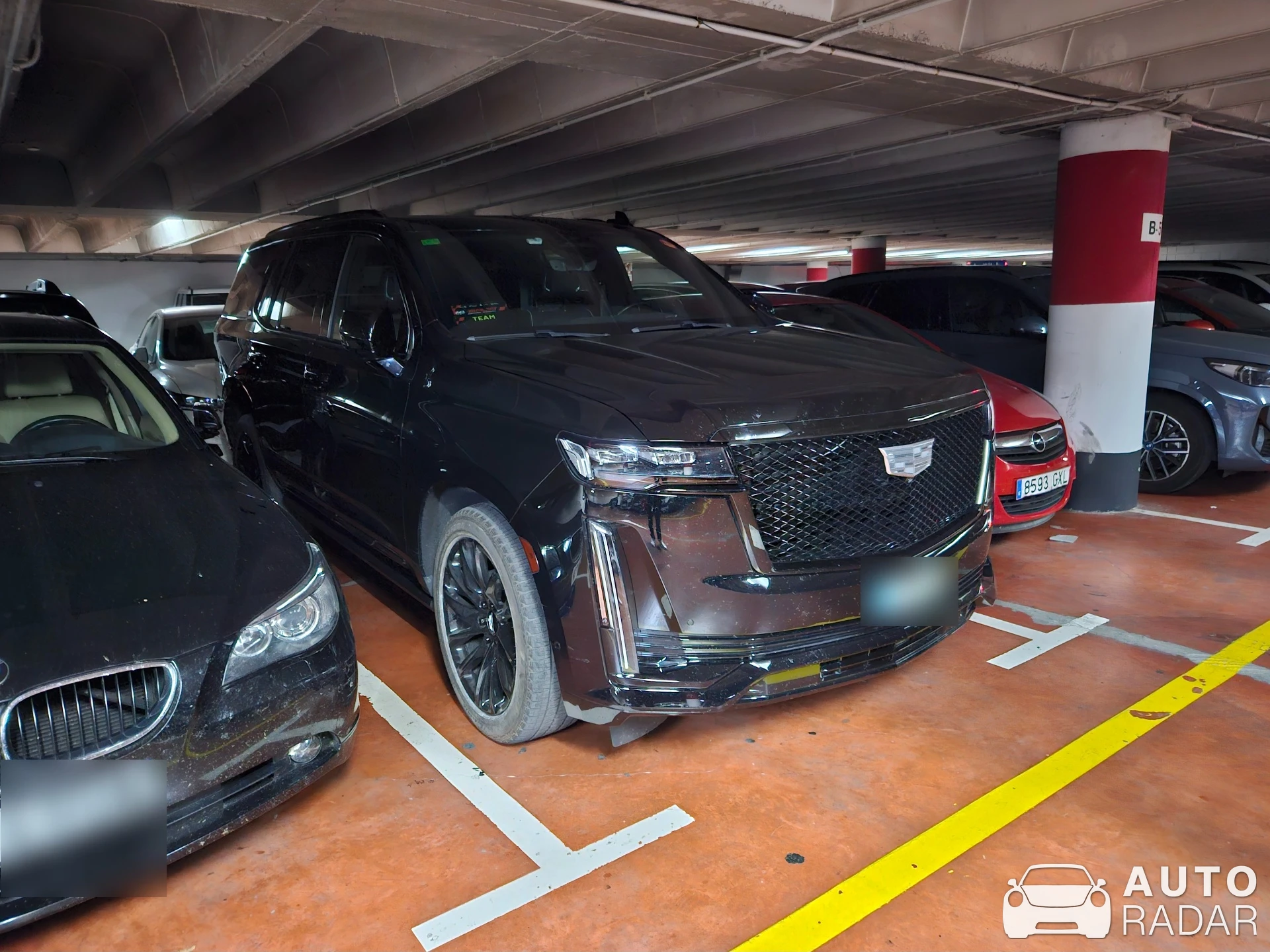 Cadillac Escalade-V ESV spotted in Zaragoza