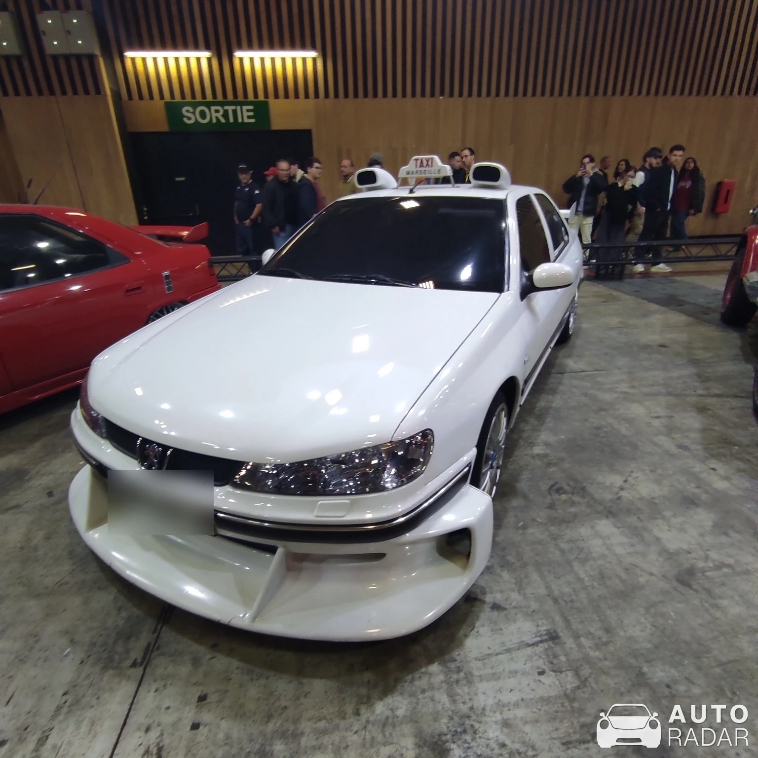 Peugeot 406 Taxi spotted in Paris
