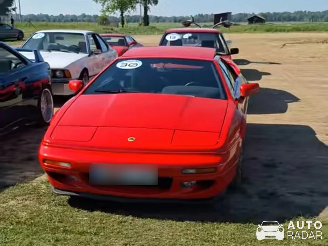 Lotus Esprit S4 spotted in Lendava