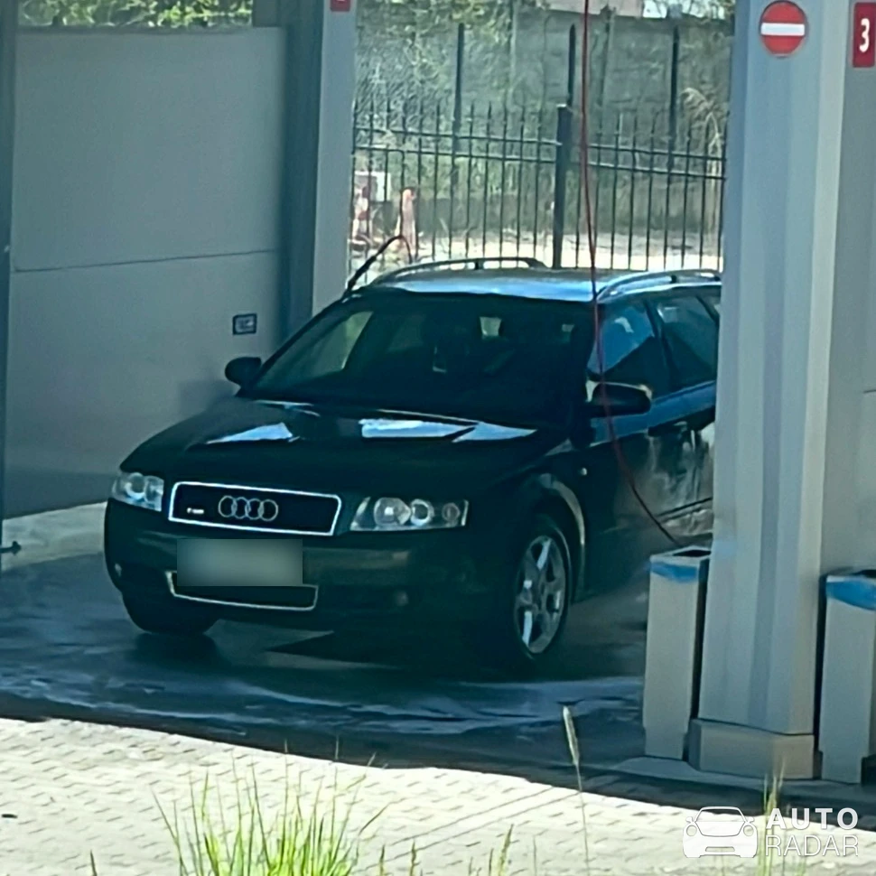 Audi A4 Avant B7 spotted in Wałbrzych