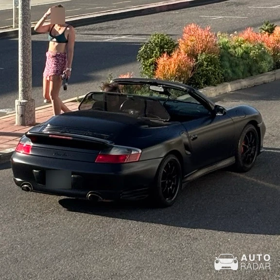 Porsche 993 Turbo S spotted in Hermosa Beach, United States