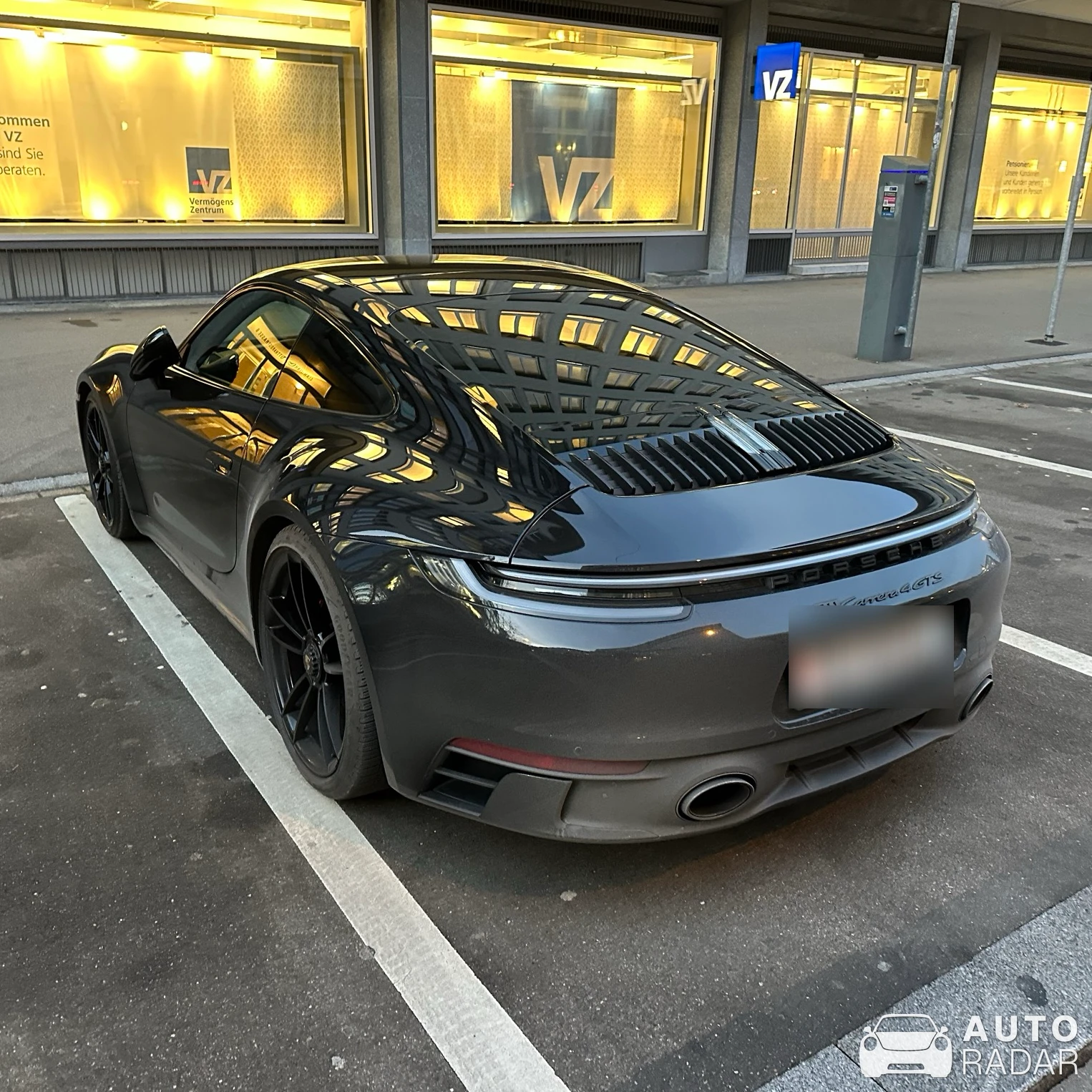 Porsche 992 Carrera 4 GTS MkI spotted in Zürich, Schweiz