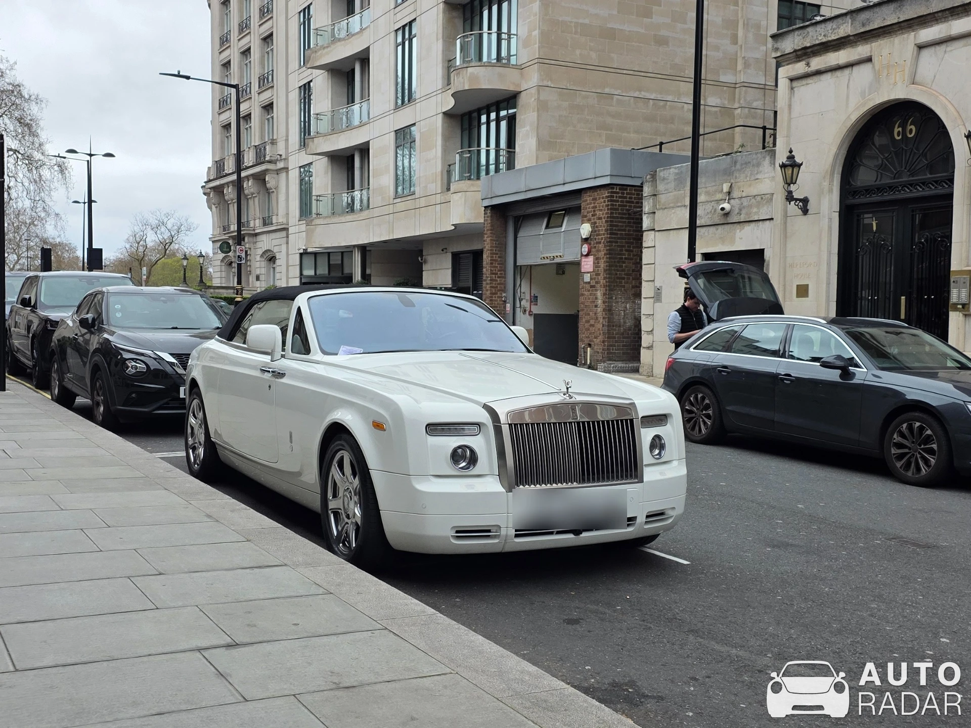 Rolls-Royce Phantom Drophead Coupé Series II spotted in London, United Kingdom