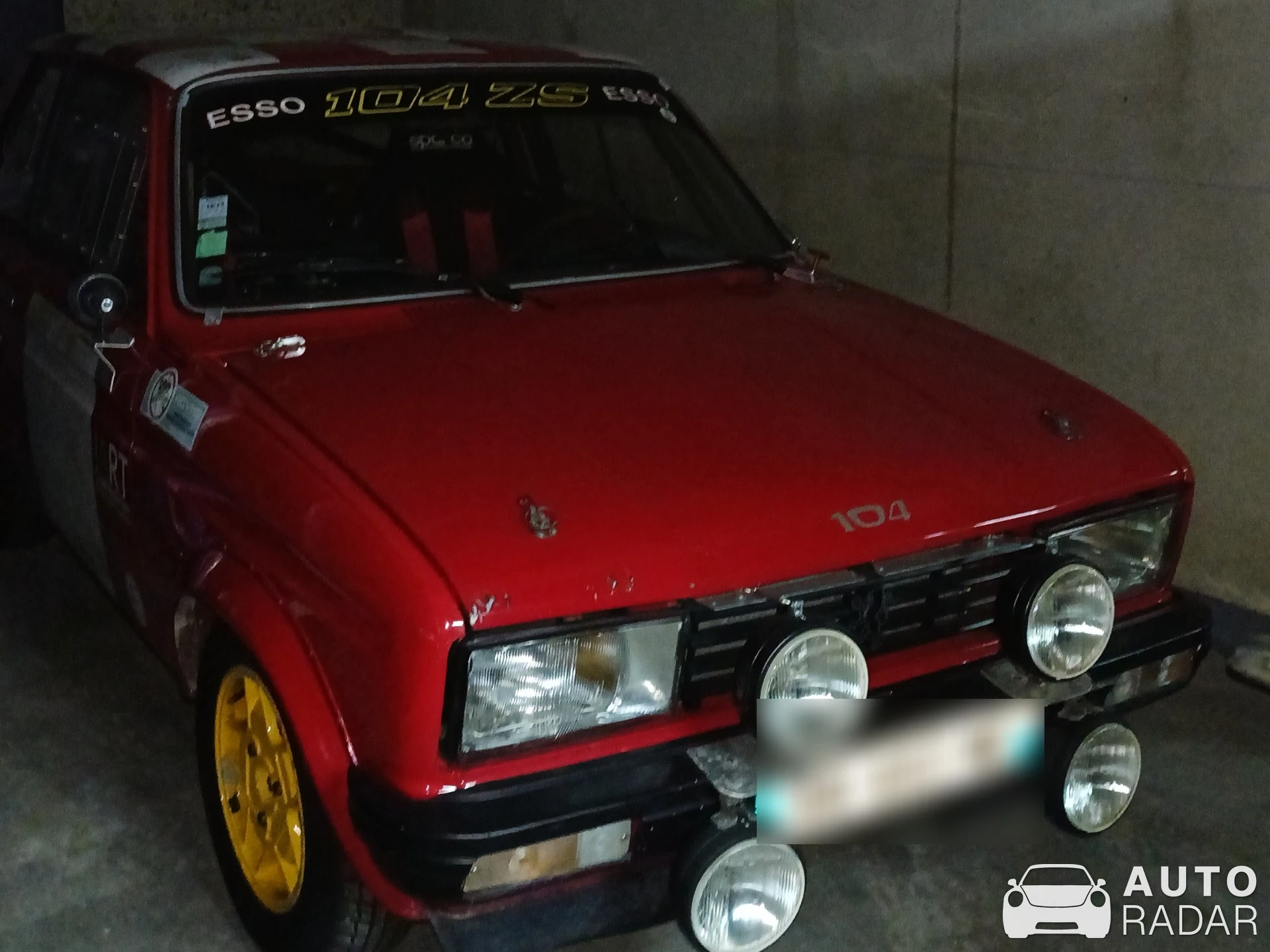 Peugeot 104 spotted in Neuilly-sur-Seine