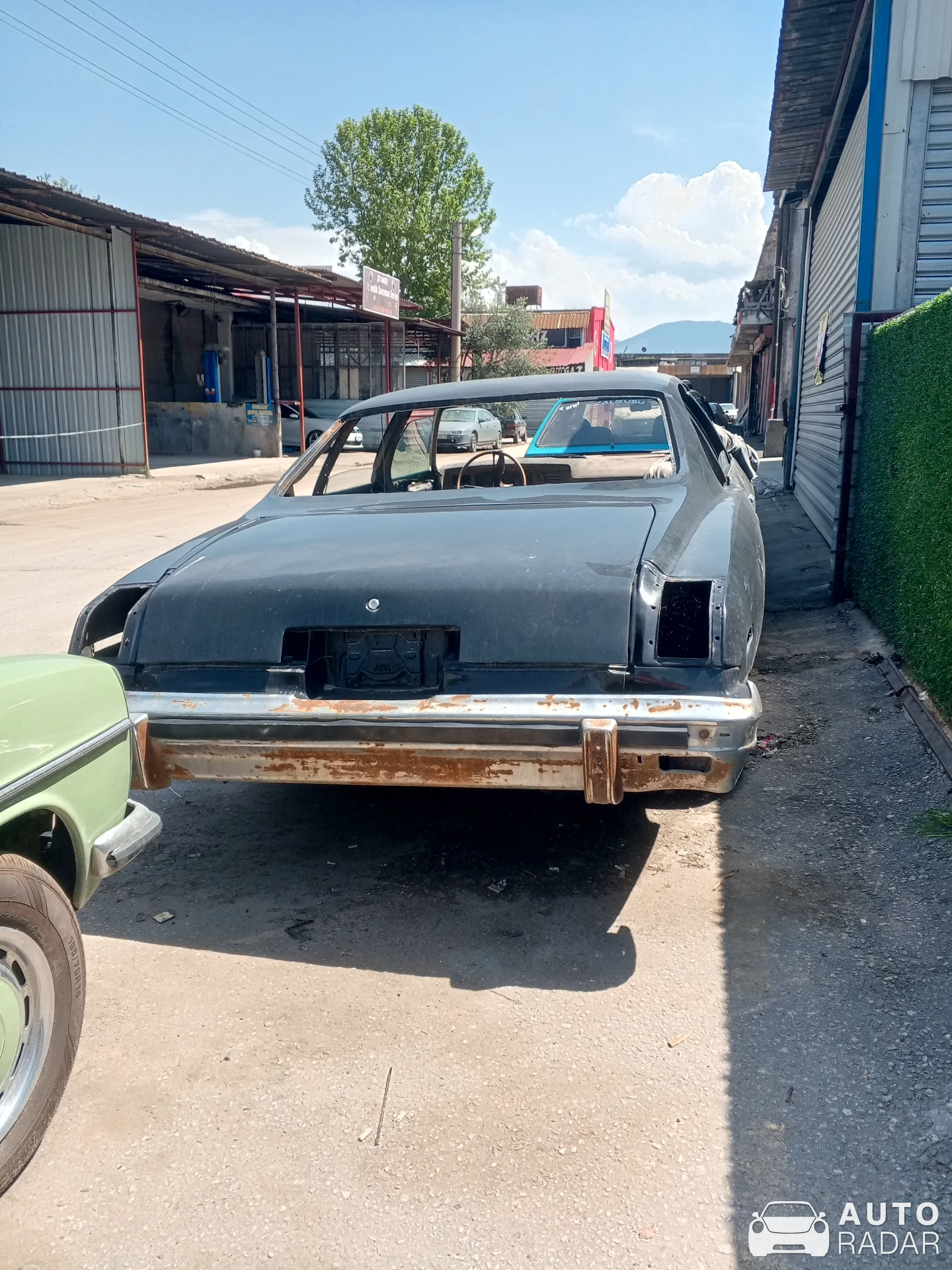 Pontiac Grand Ville spotted in Merkezefendi