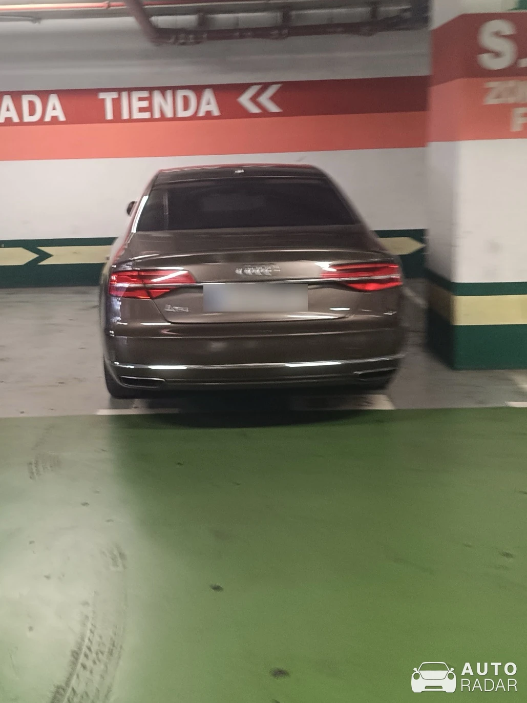 Audi A8L spotted in Madrid