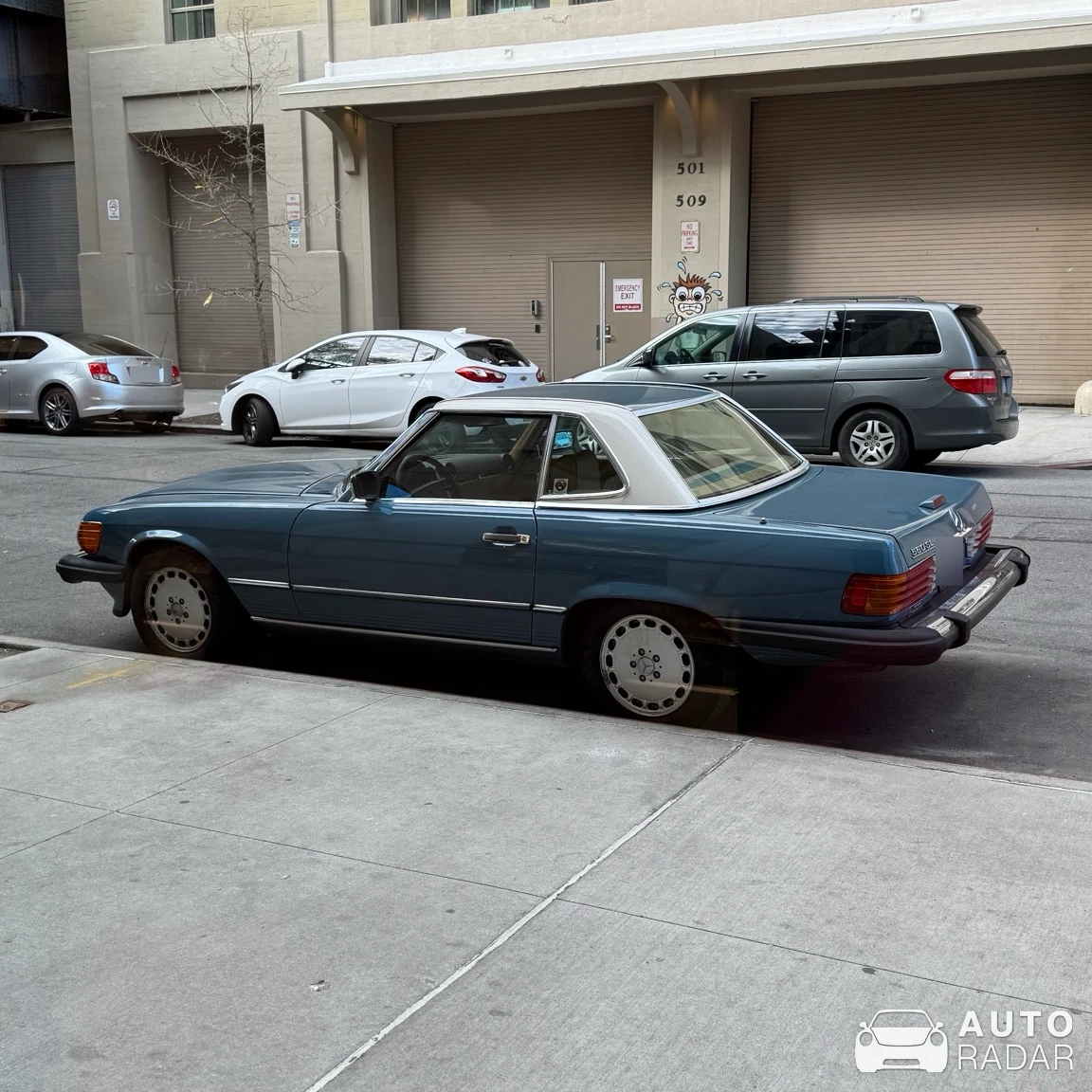 Mercedes-Benz 560 SL spotted in New York