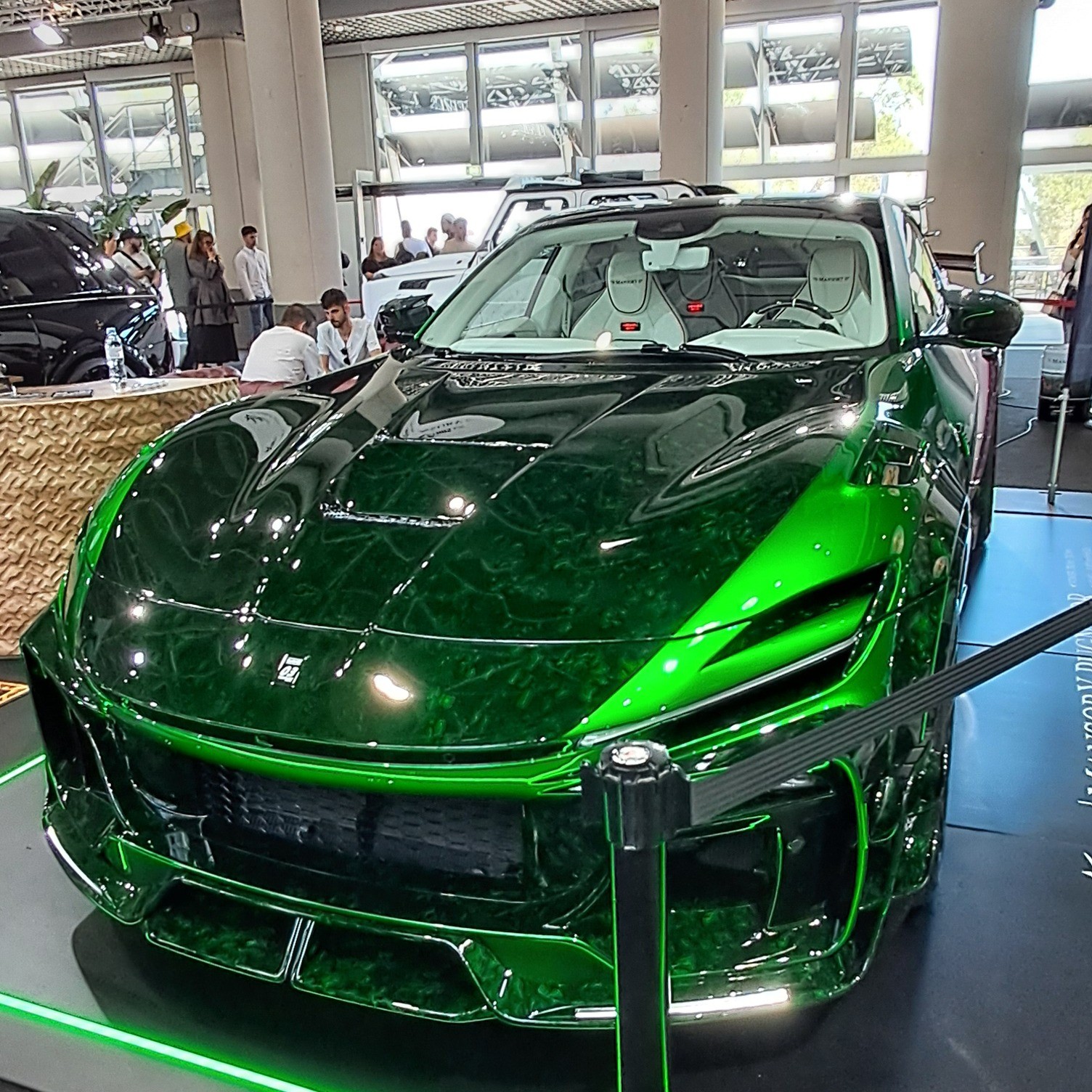 Ferrari Purosangue Mansory Pugnator Tricolore Edition