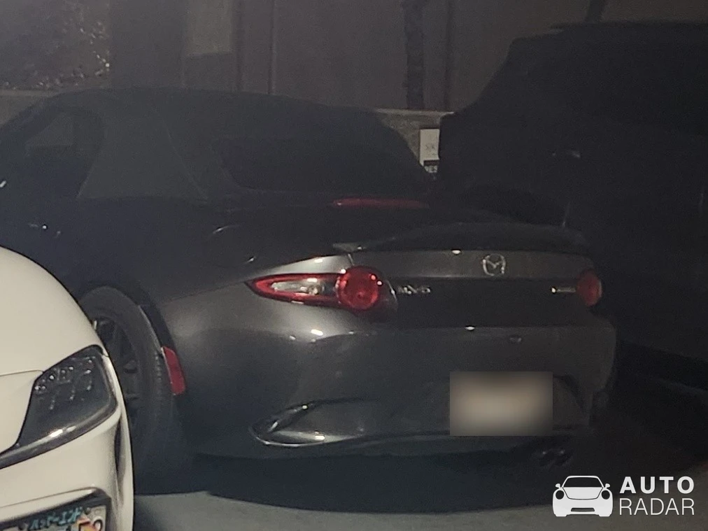 Mazda MX-5 spotted in Honolulu, United States