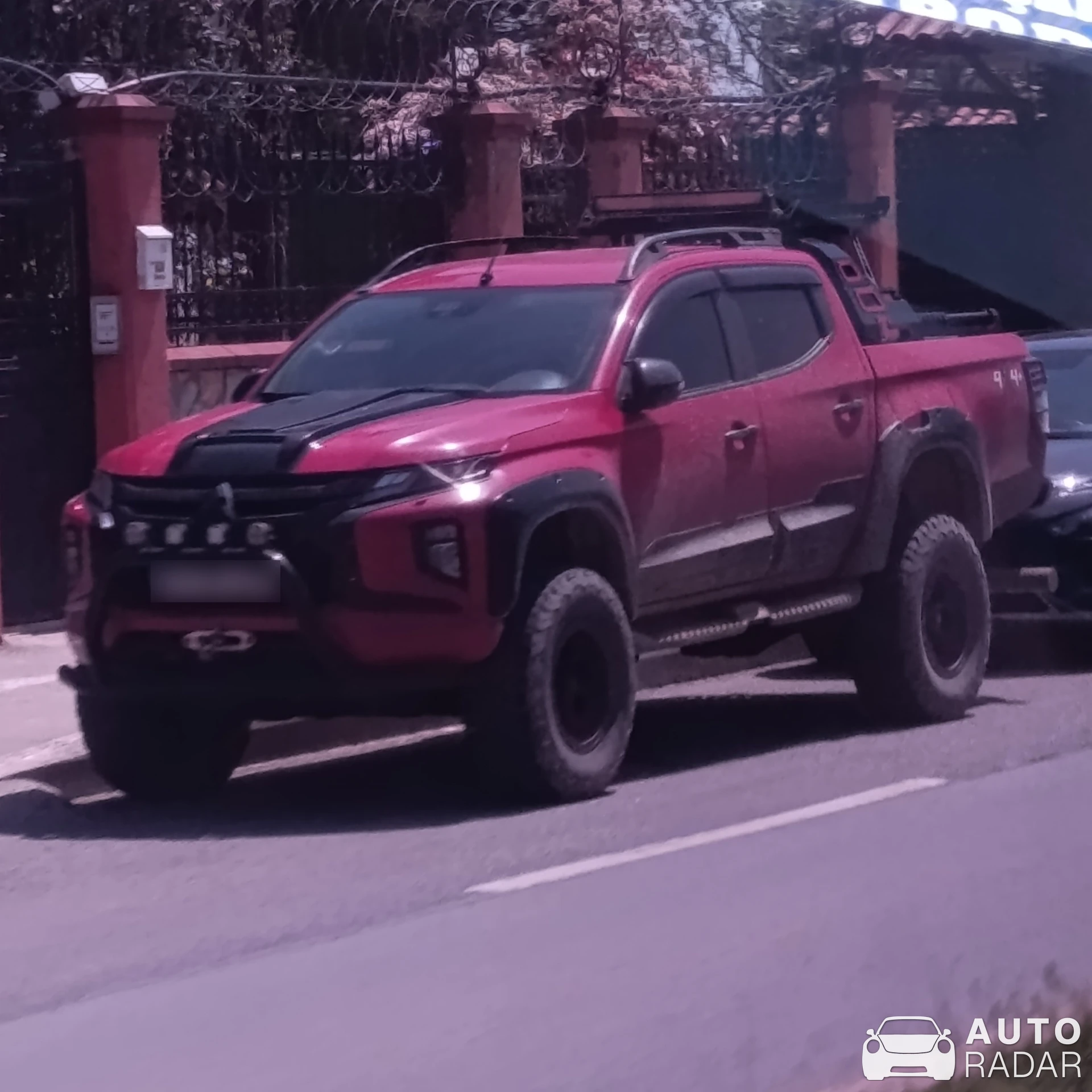 Mitsubishi L200 spotted in Pendik