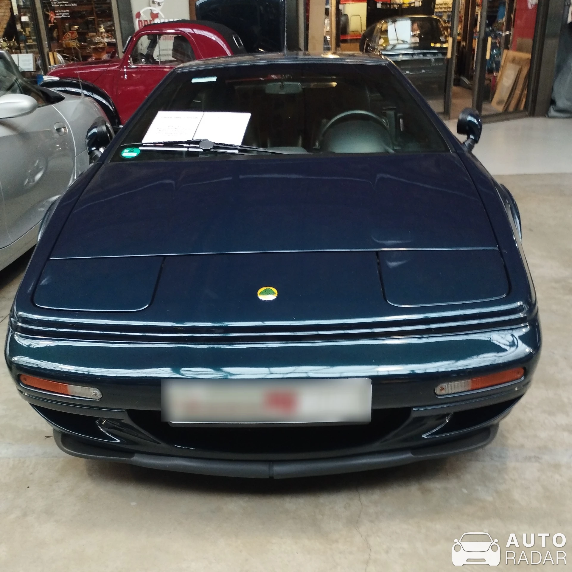 Lotus Esprit V8 GT spotted in Berlin
