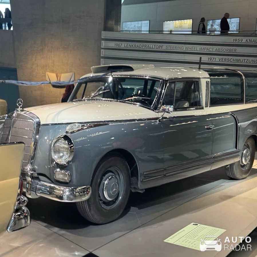 Mercedes-Benz 300D spotted in Stuttgart