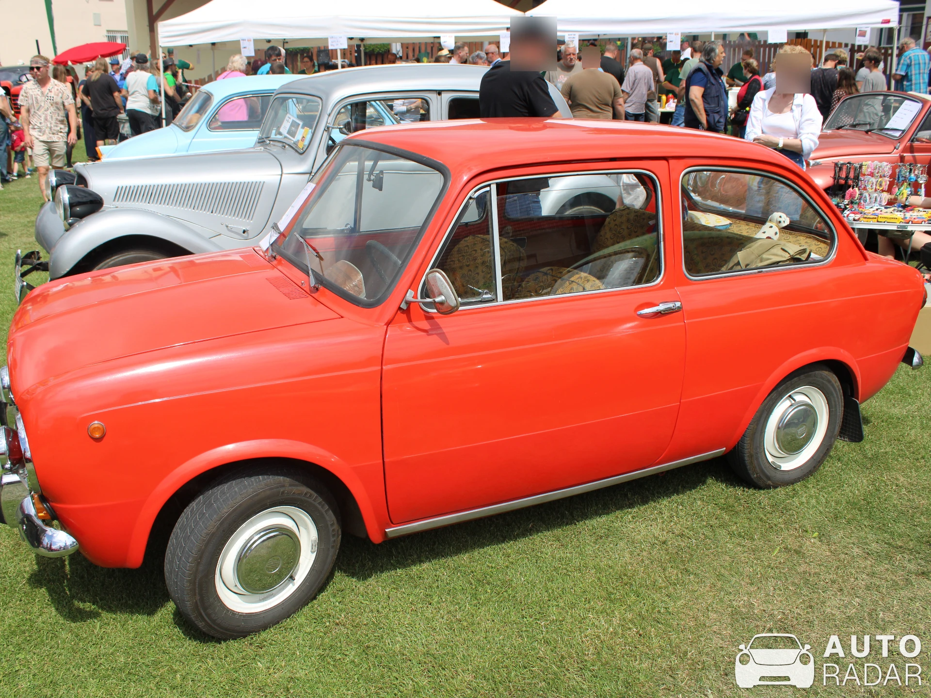 Fiat 850 Spider spotted in Skalice