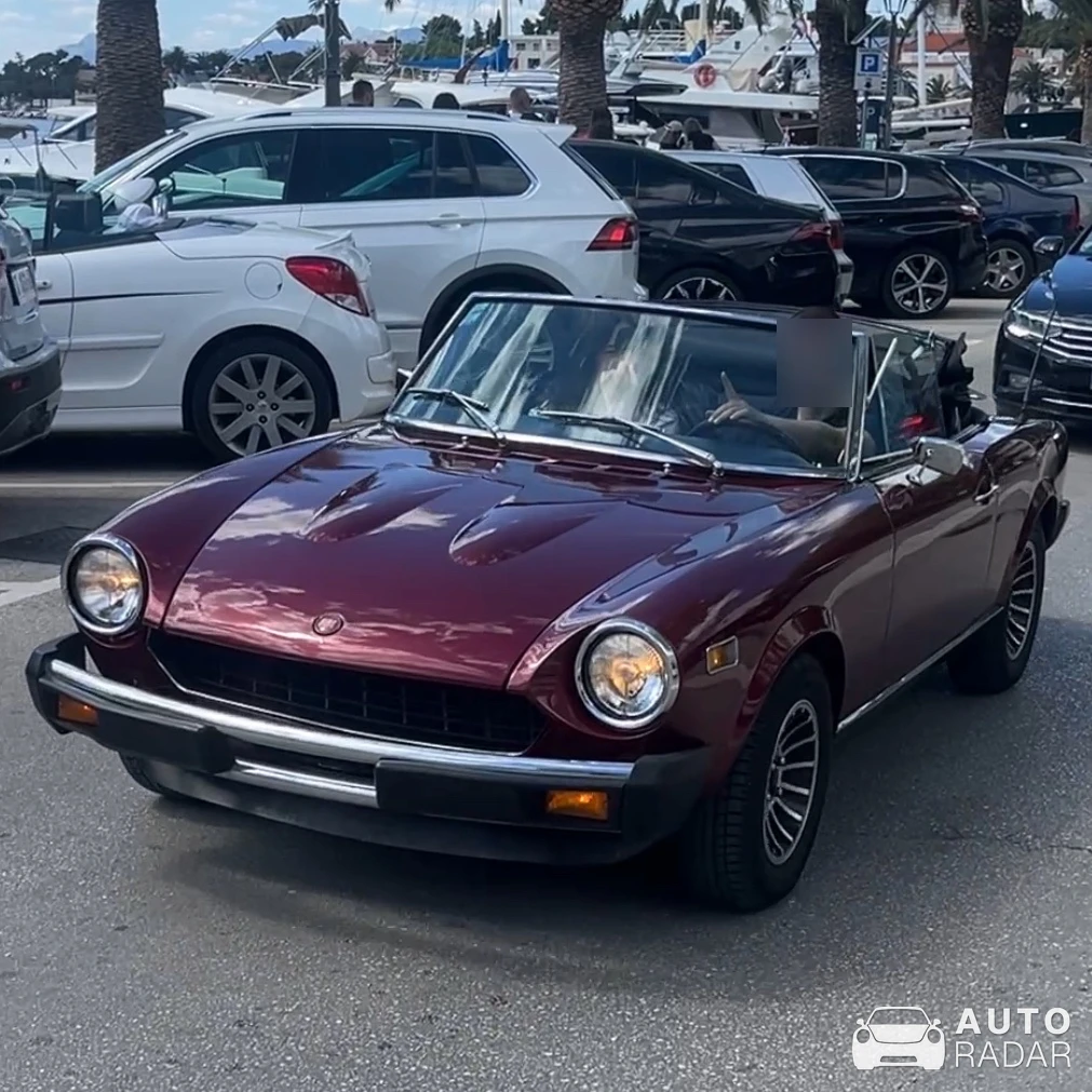 Fiat 124 Sport Spider spotted in Makarska