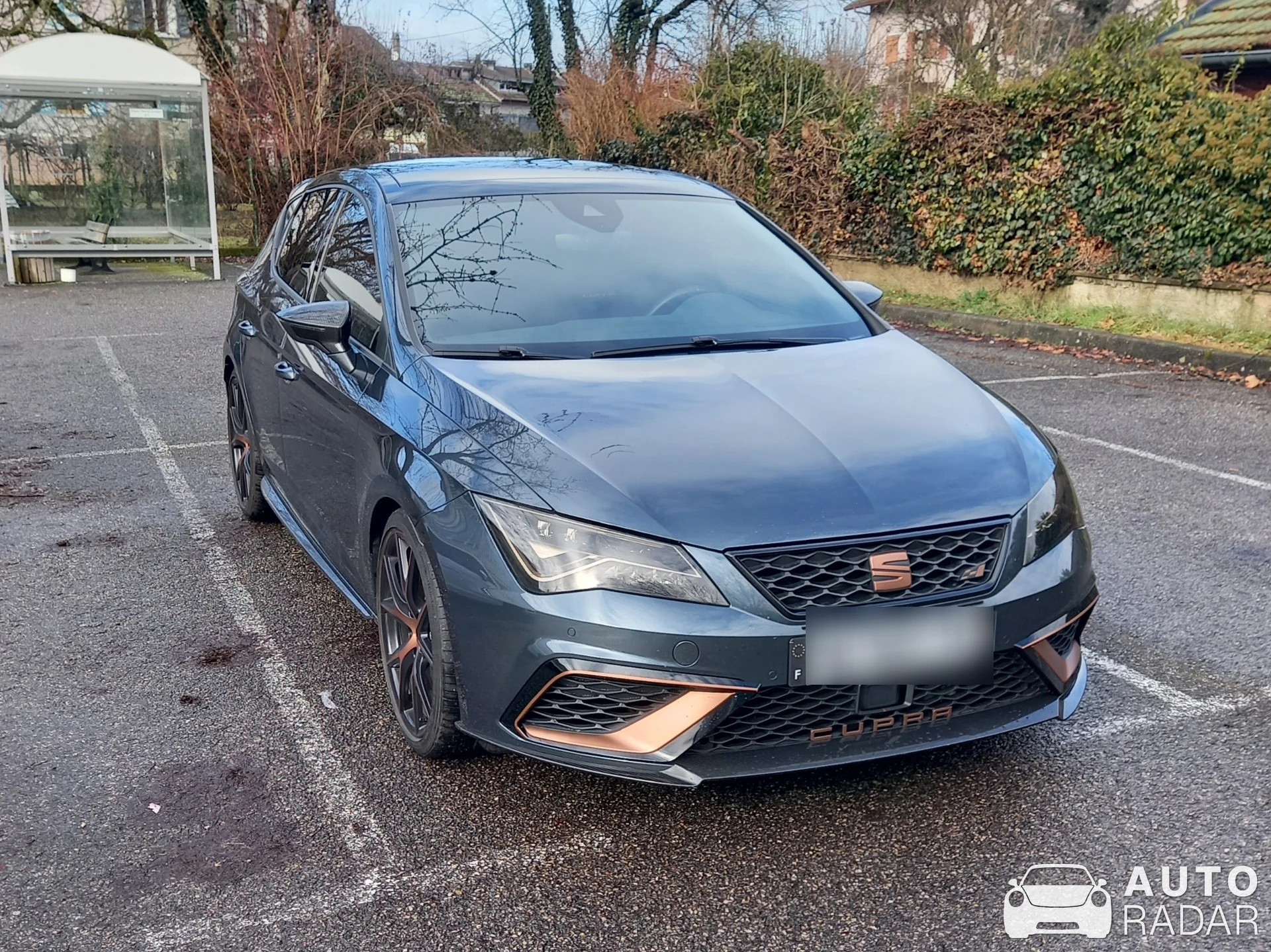 SEAT Leon Cupra R spotted in Annecy, France
