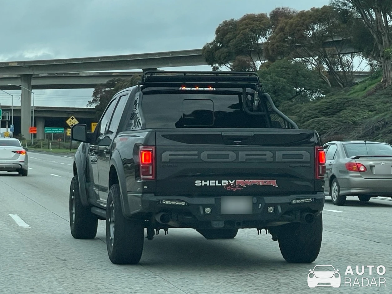 Ford F-150 Shelby Raptor spotted in Hawthorne