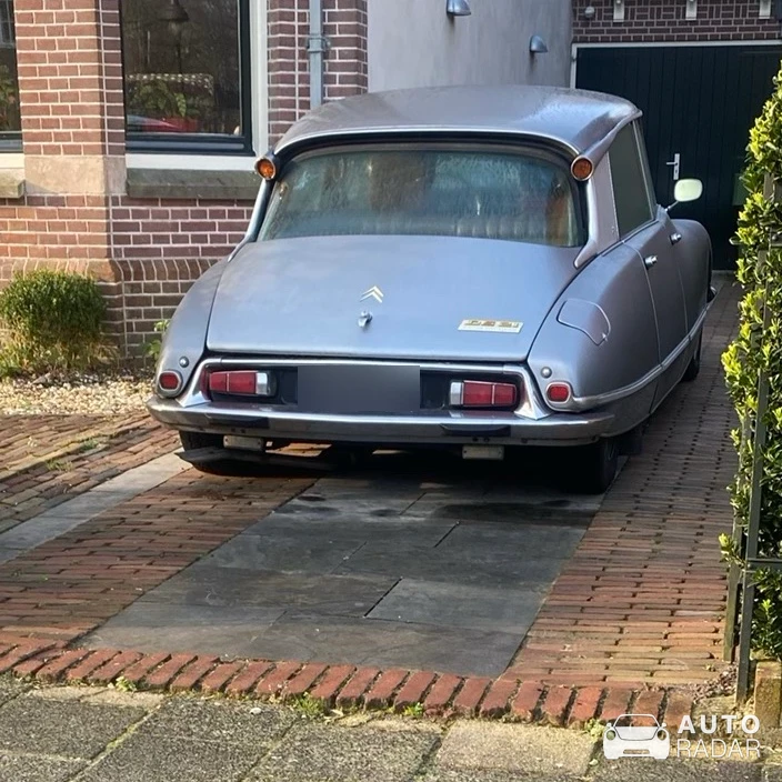 Citroën DS 21 spotted in Alkmaar