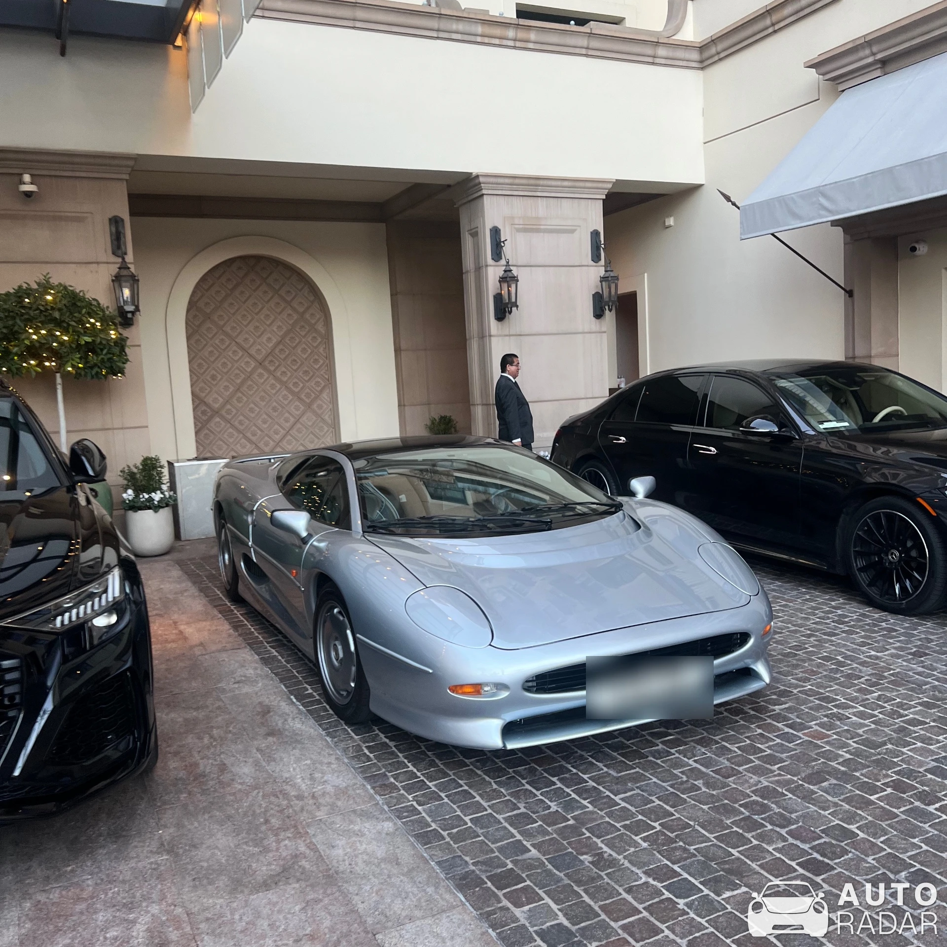 Jaguar XJ220 spotted in Beverly Hills, United States