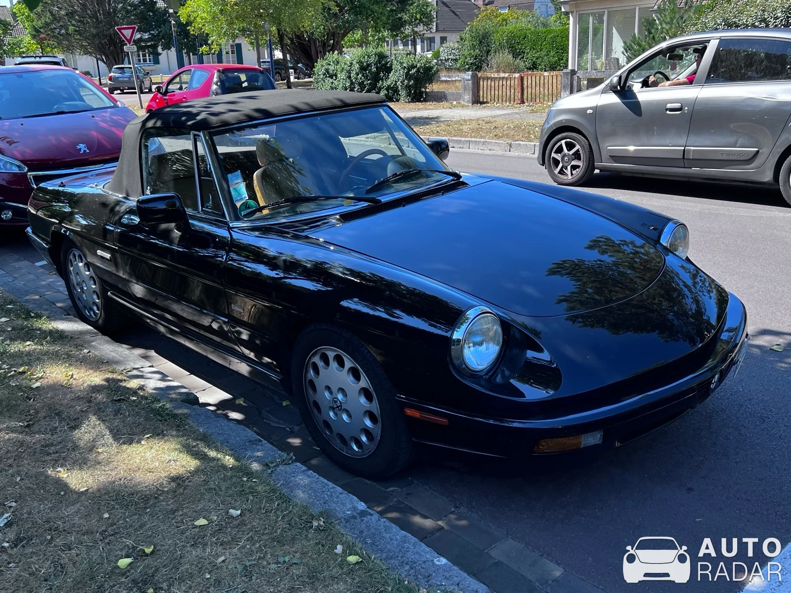 Alfa Romeo Spider S4 spotted in Le Touquet-Paris-Plage