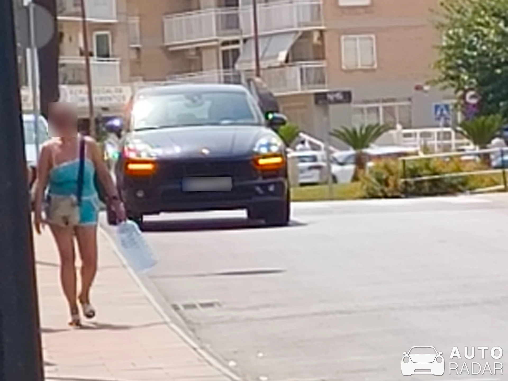 Porsche Cayenne spotted in Peníscola