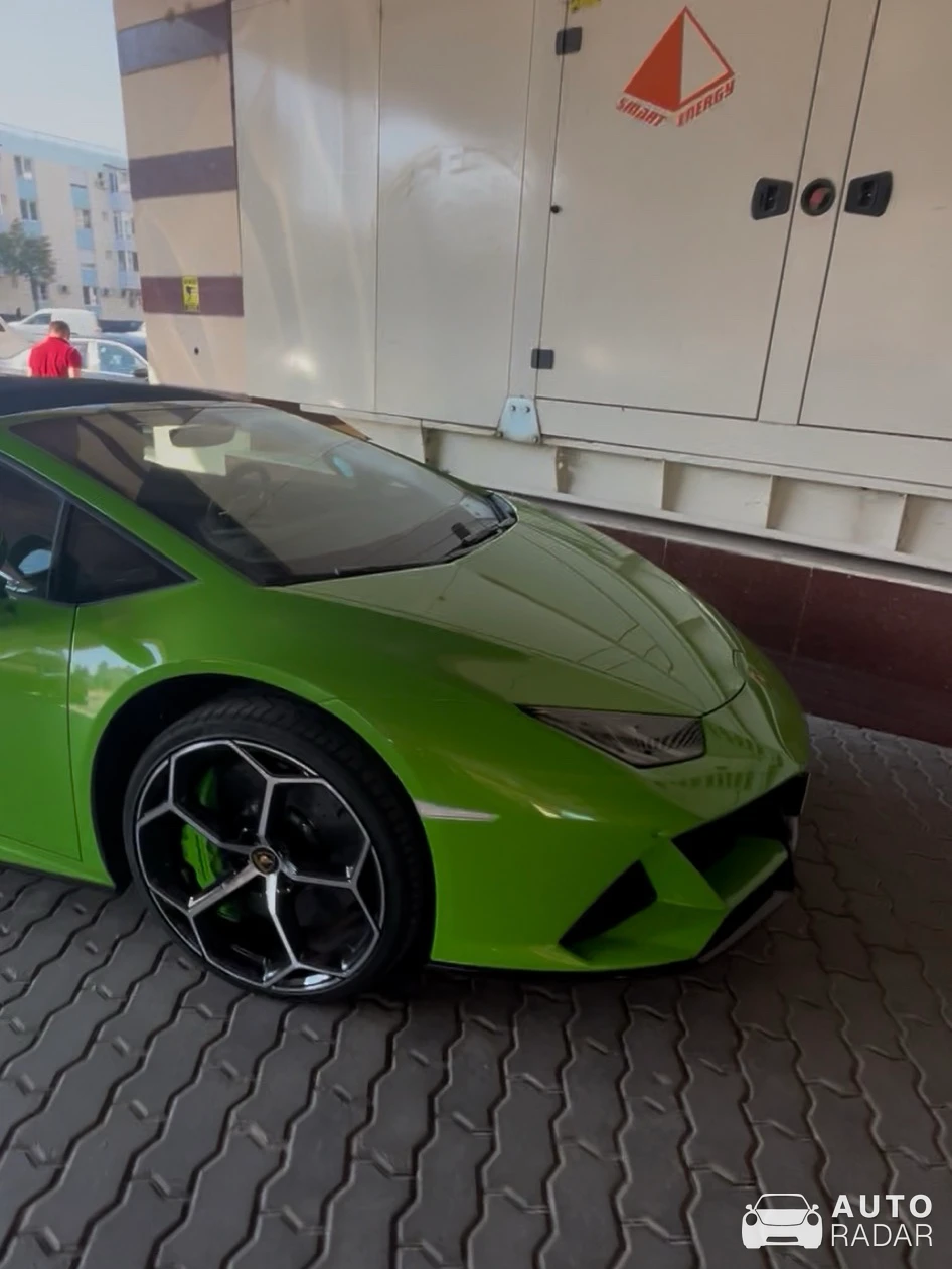 Lamborghini Huracán LP640-4 EVO spotted in Tulcea