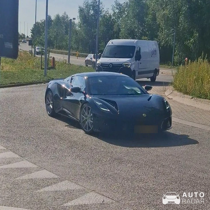 Lotus Emira V6 First Edition spotted in Brecht