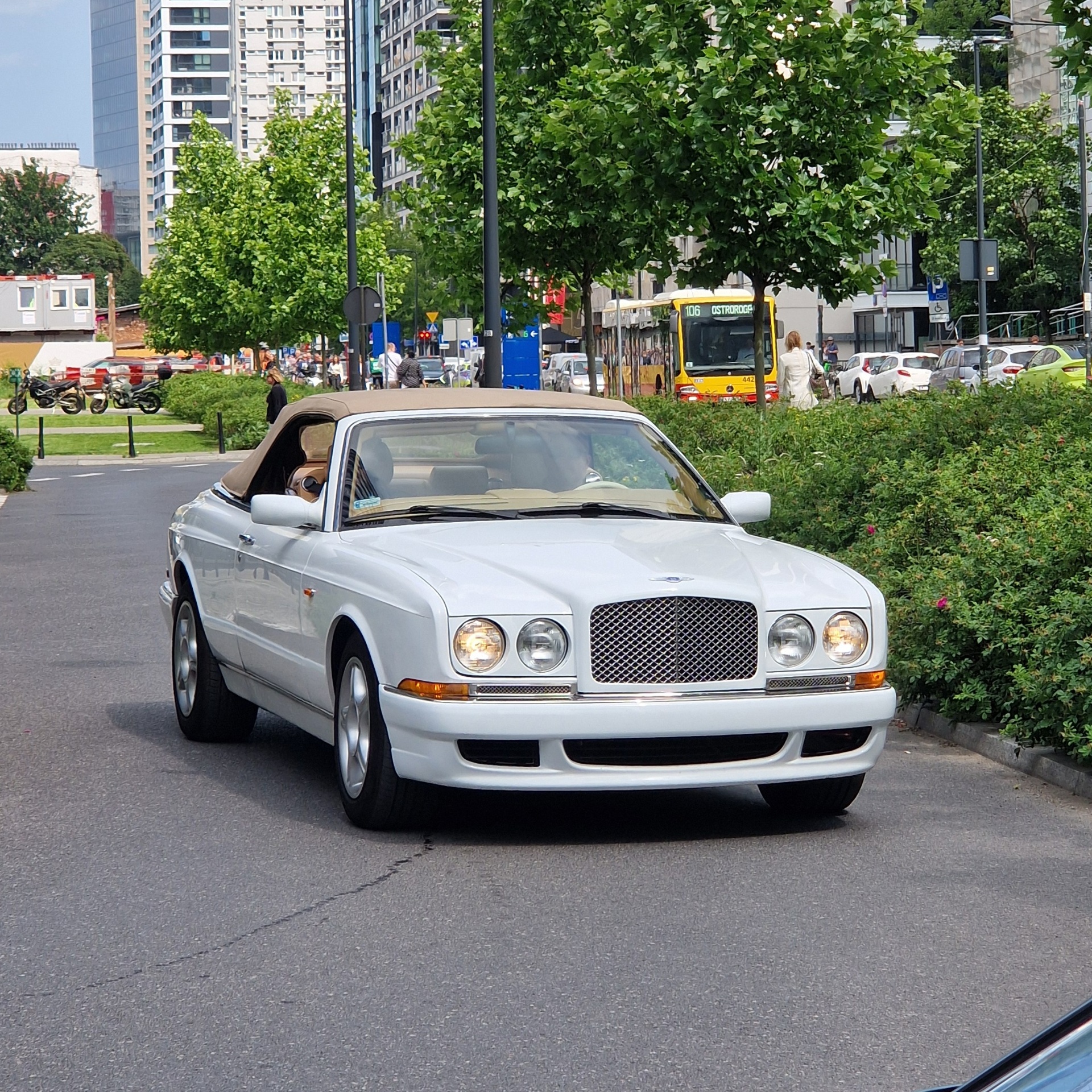 Bentley Azure Spyder