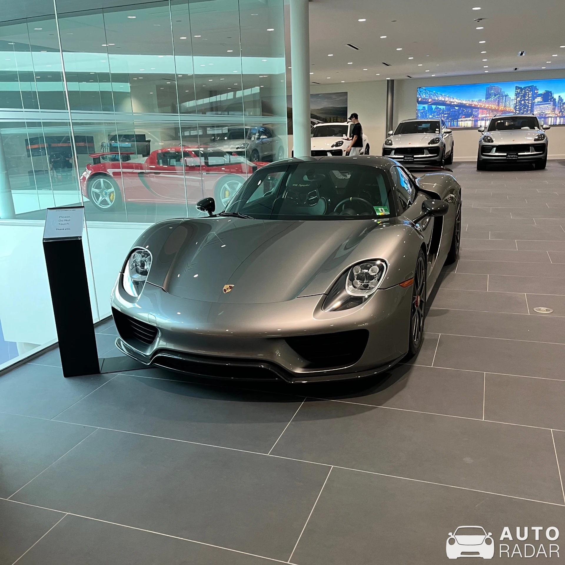 Porsche 918 Spyder spotted in Edison, United States