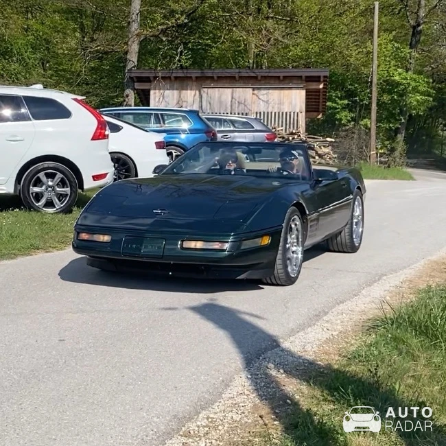 Chevrolet Corvette C4 Convertible spotted in Lukovo Šugarje