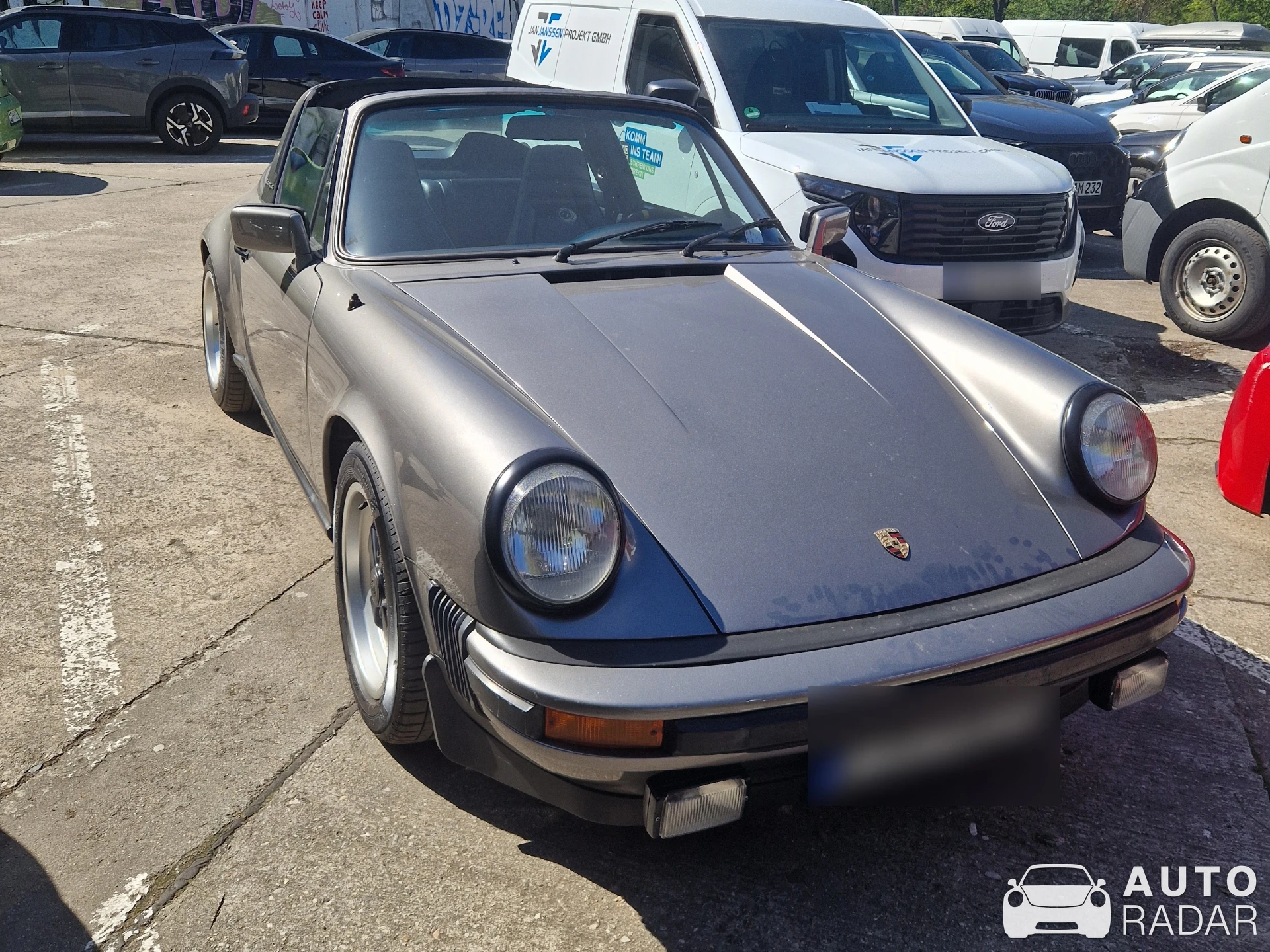 Porsche 911 SC Targa spotted in Leipzig
