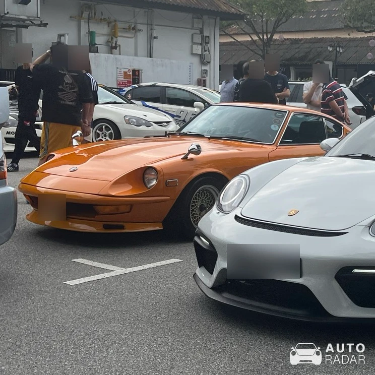 Datsun 240Z spotted in Singapore, Singapore