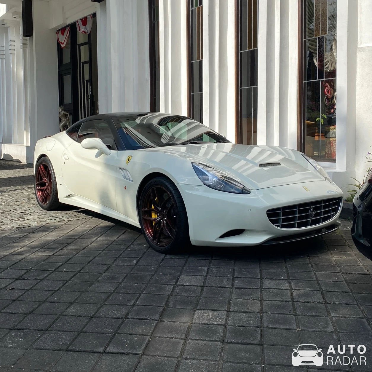 Ferrari California spotted in Denpasar