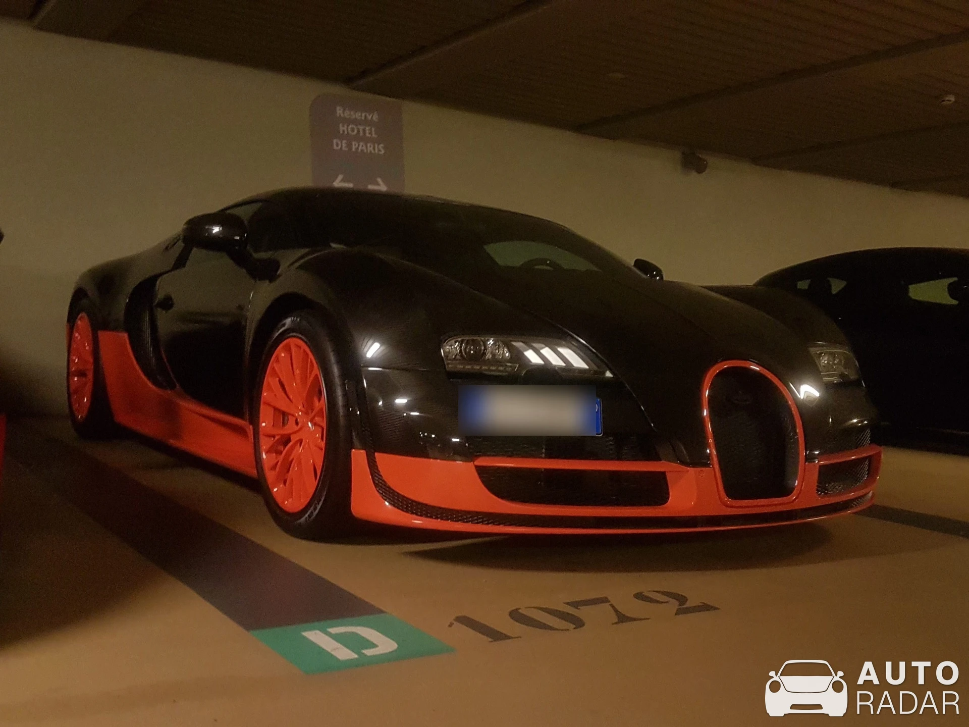 Bugatti Veyron 16.4 Super Sport L'Edition Spéciale Record du Monde spotted