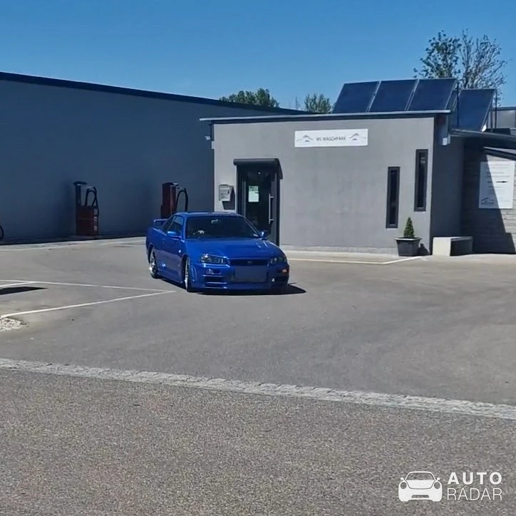 Nissan Skyline R34 GT-R spotted in Günzburg