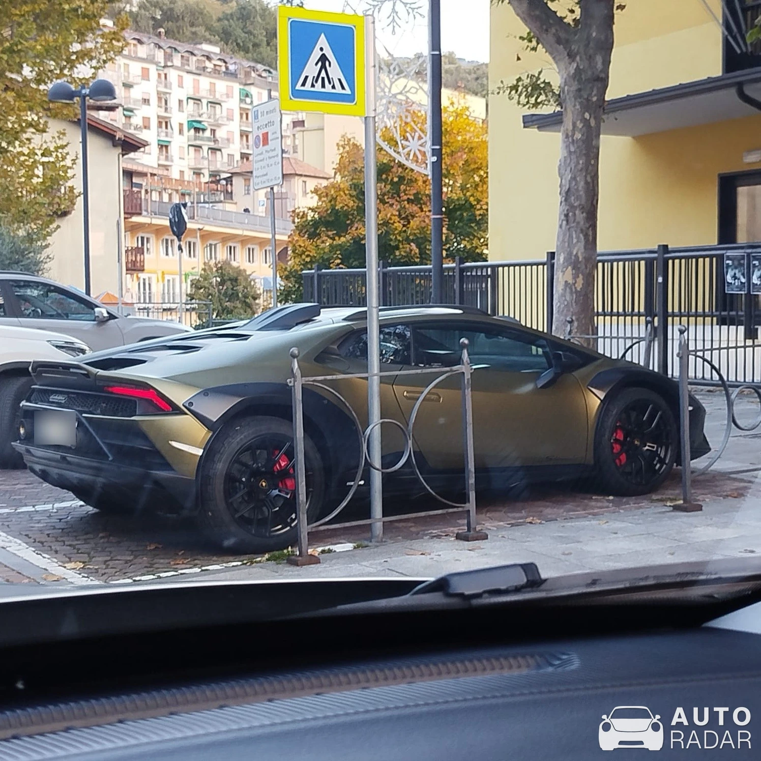 Lamborghini Huracán LP610-4 Sterrato spotted in Valtournenche, Italy