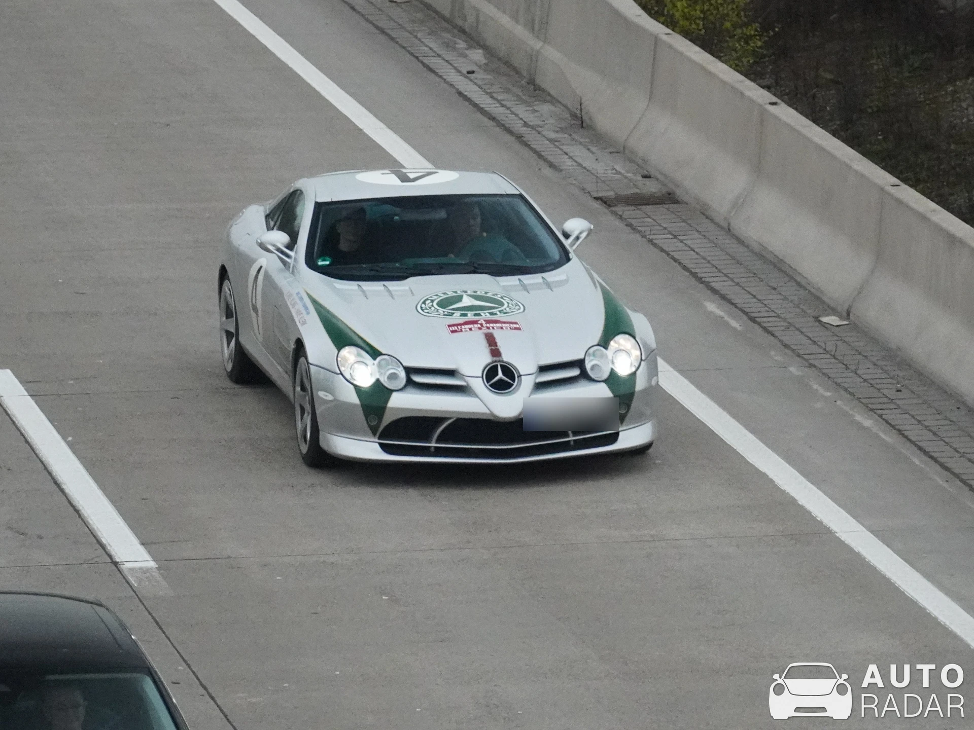 Mercedes-Benz SLR McLaren Roadster MSO Heritage Edition spotted in Garbsen