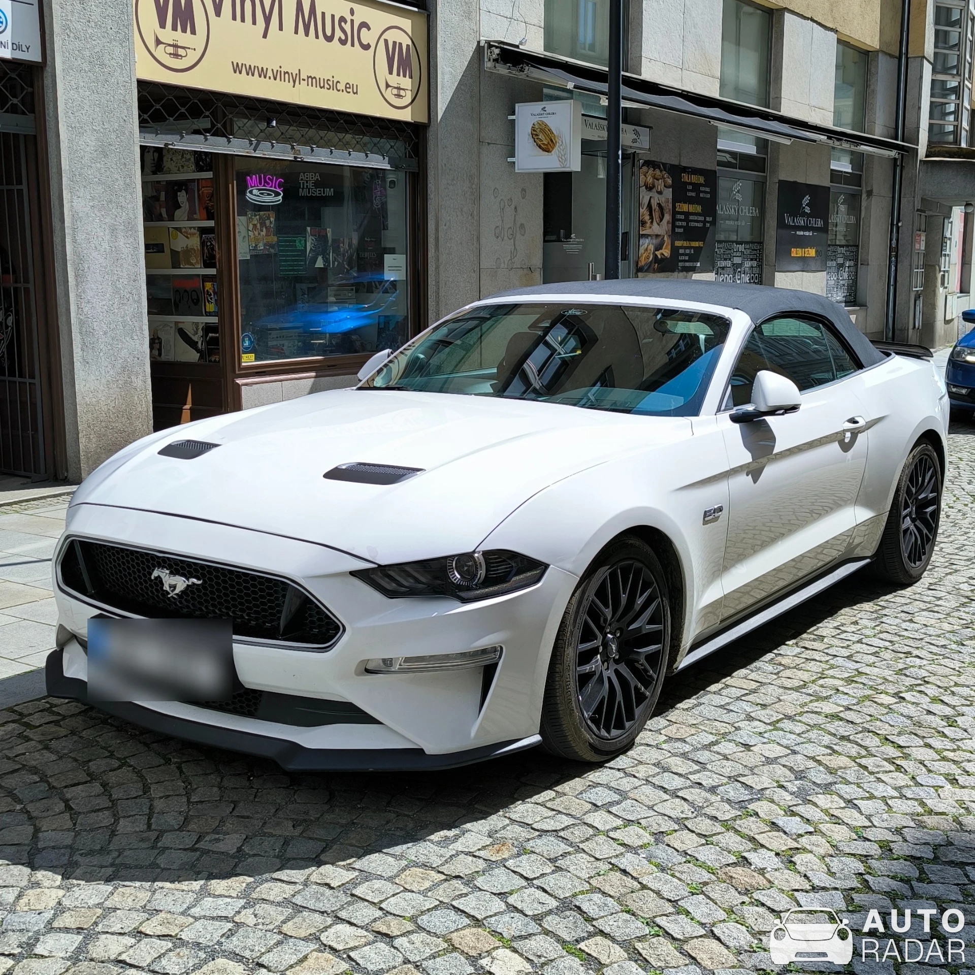Ford Mustang GT Convertible 2018 spotted