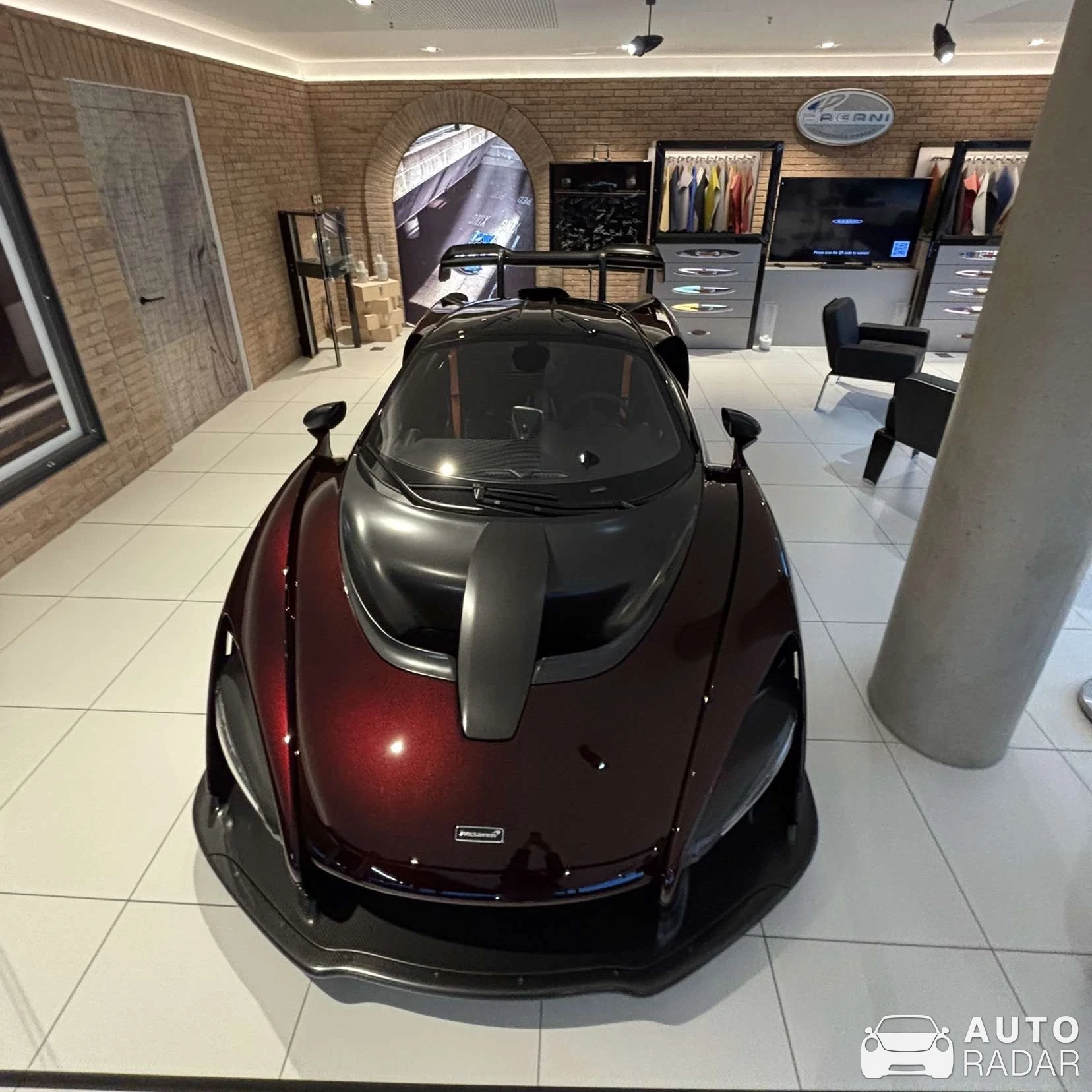 McLaren Senna spotted in Stuttgart, Njemačka