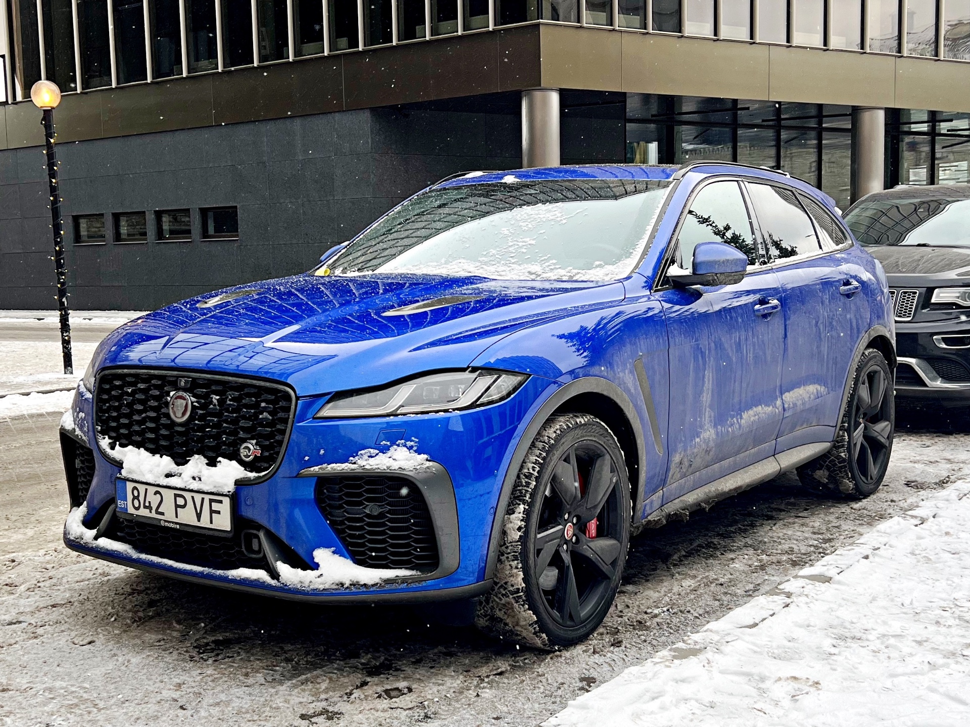 Jaguar F-PACE SVR