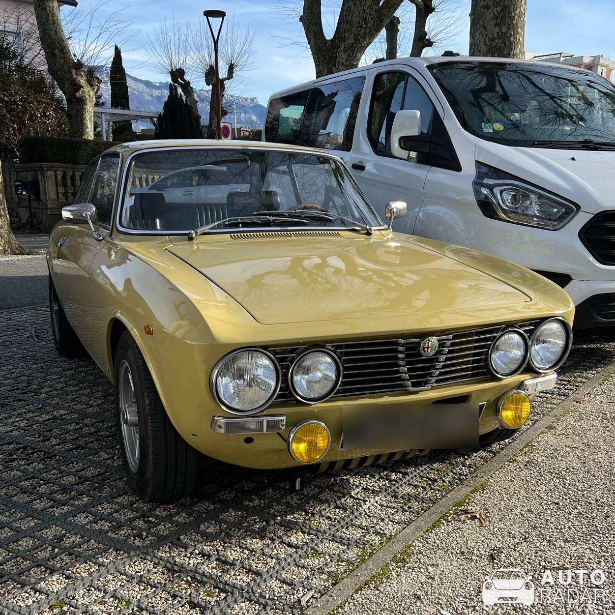 Alfa Romeo Giulia 1300 Super spotted in Aix-les-Bains