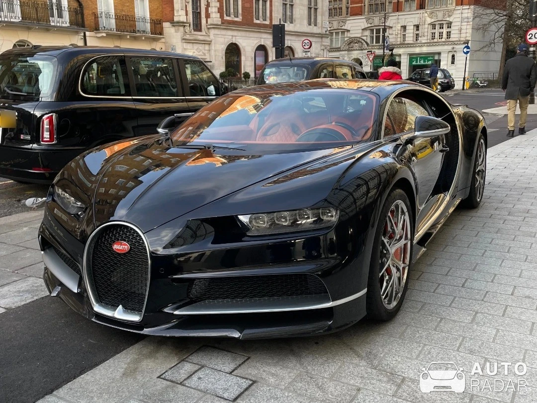 Bugatti Chiron spotted in Greater London, Reino Unido